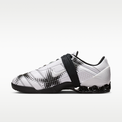 NIKE公式】ナイキ トータル 90 ショックス マジア ウィメンズ シューズ